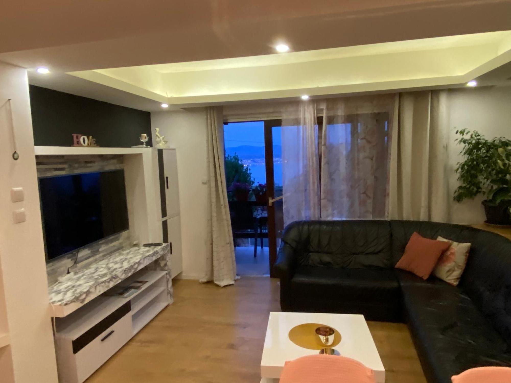 Apartment Ana