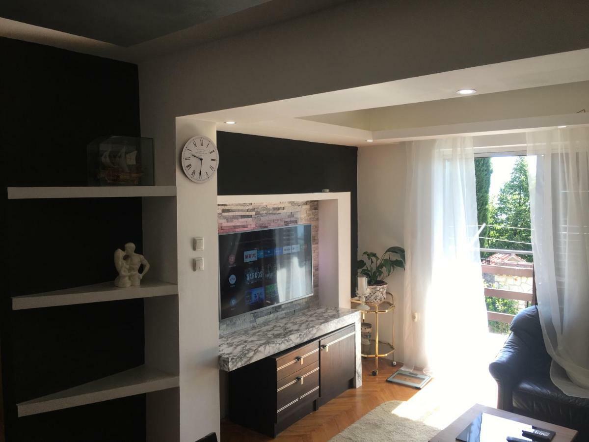 Ana Apartment